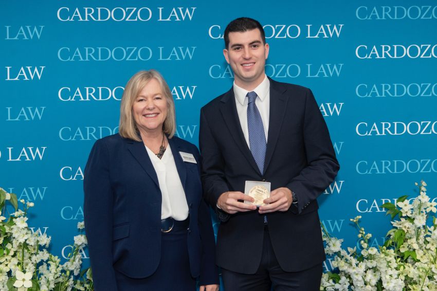 burns medal student with melanie leslie